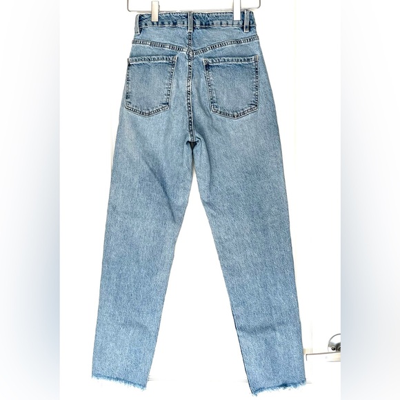 Garage Light Wash Relaxed Straight Leg Jeans Sz 00 Y2K Baggy Mom Jeans 90s Style - Picture 4 of 13